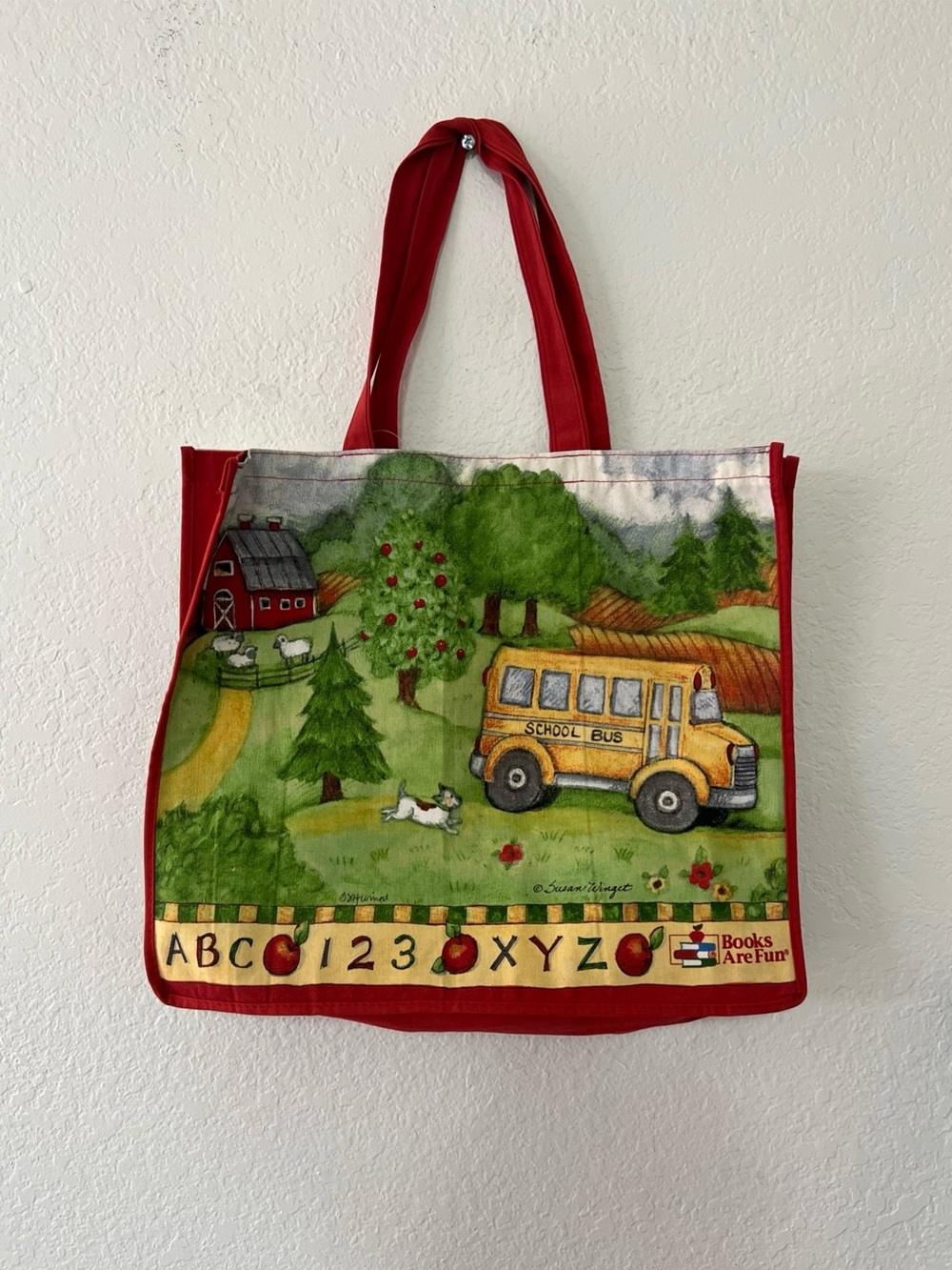 NWT Susan Winget Books Are Fun Canvas School Bus Teacher Book Tote Bag Reading